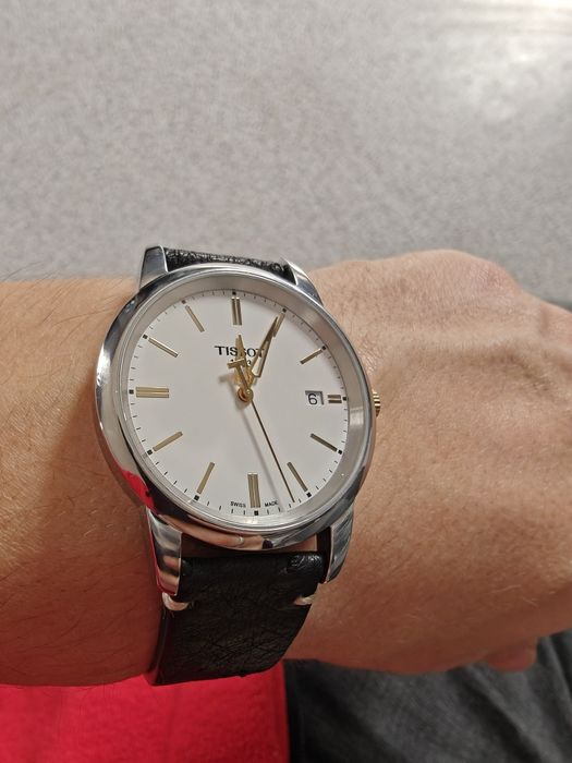 Часы из коллекции разные