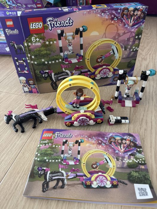 LEGO Friends - Acrobatii magice