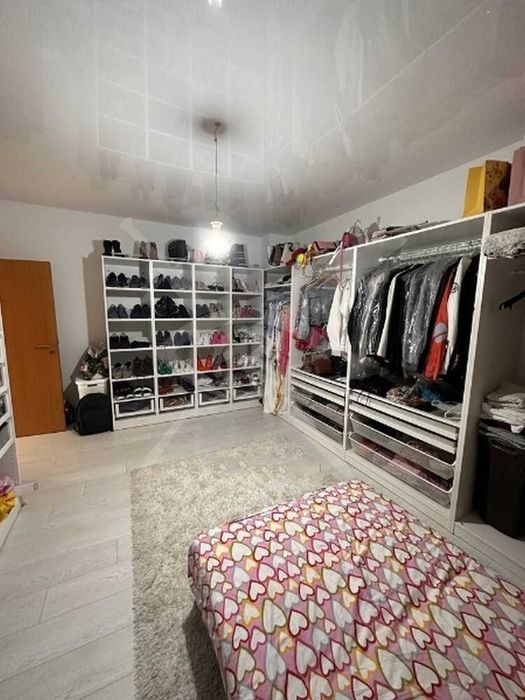 Продава се Къща в Варна, м-т Траката - 909 кв.м за 879 €/кв.м - Снимка #6