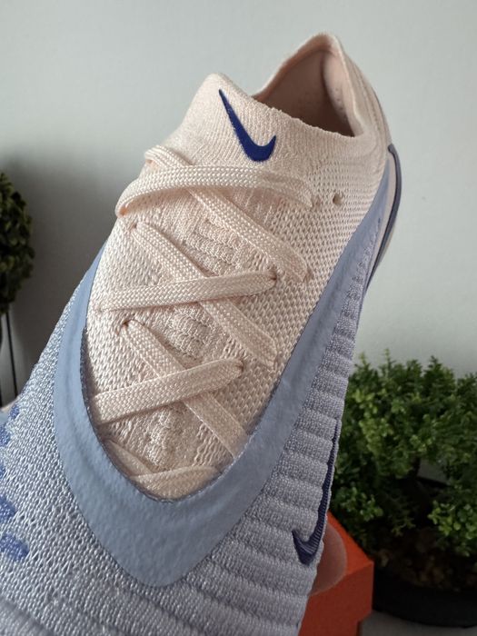 Ghete fotbal Nike Phantom Low Elite FG