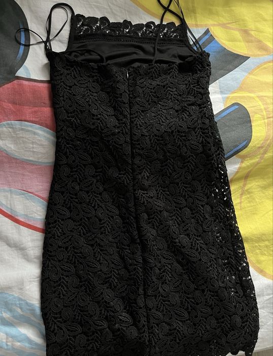 Черна рокля MANGO