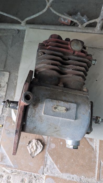 Компрессор поршень Польша