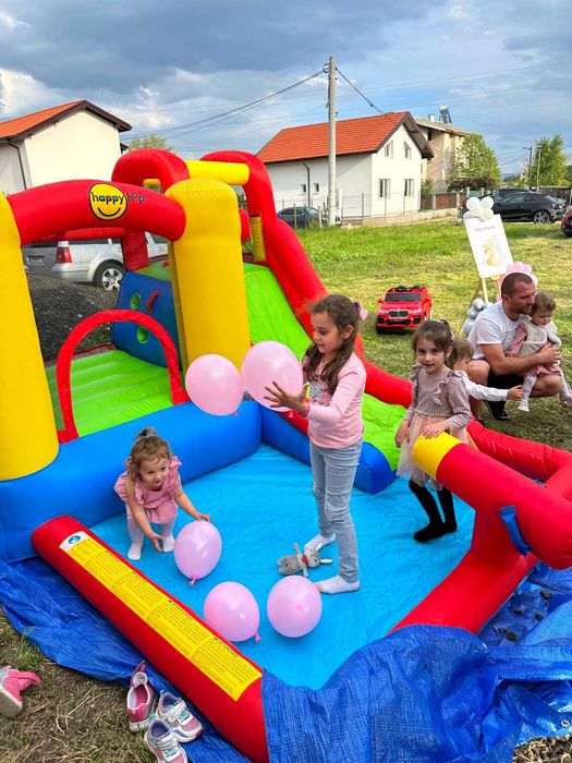 Под наем - детски надуваем замък за рождени дни / събития