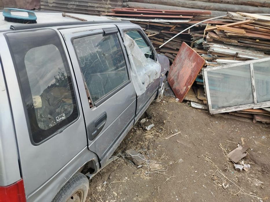 Продам деу тико срочно