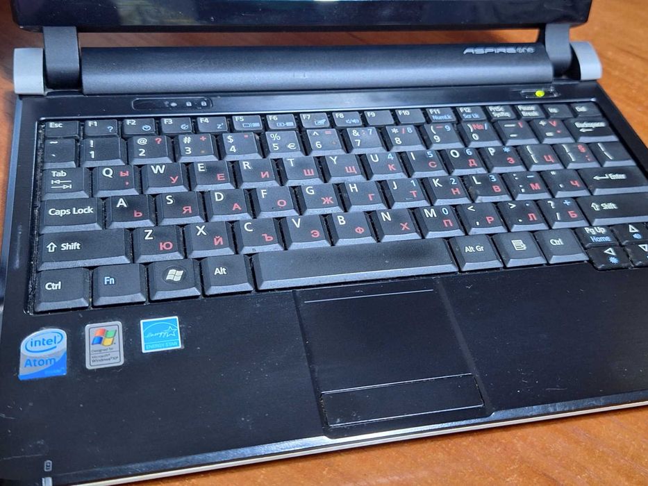 Лаптоп Acer aspire one