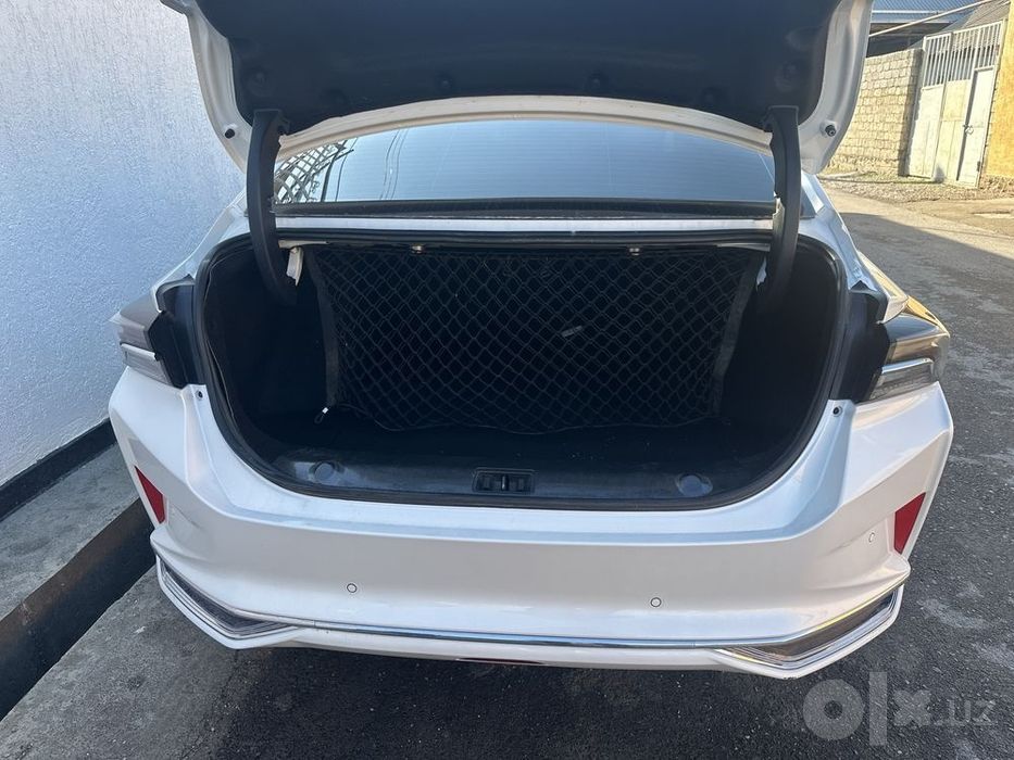 Продам автомобиль Dongfen max 60