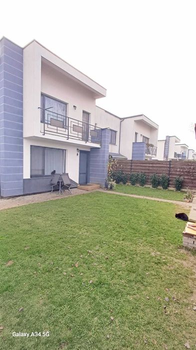 Casa de vanzare cu 3 camere