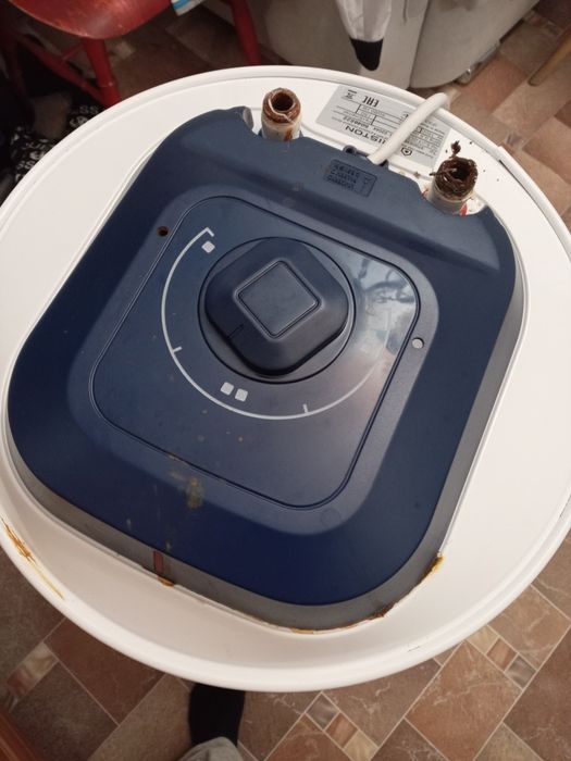 Аристон модель BLU R 50 в неплохом состоянии