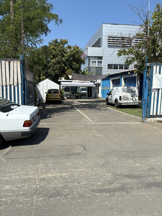 Spatiu comercial hala auto