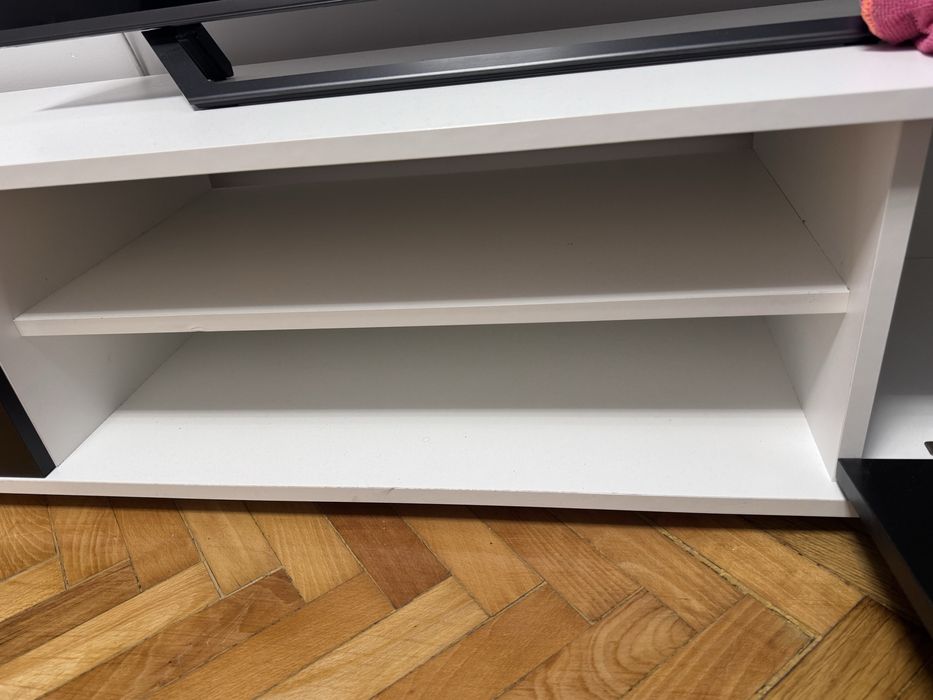 Mobila living modulars alb-negru