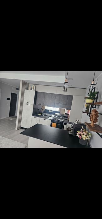 Apartamentr nou Brates Lake