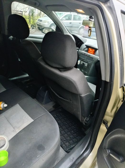 OPEL Astra 2004 — imagine 3