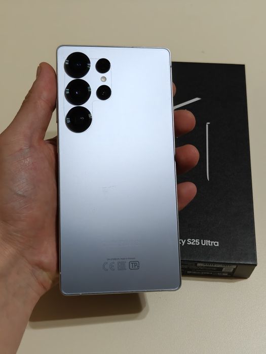 Samsung S25 Ultra 256 gb Ram 12 5G EAC