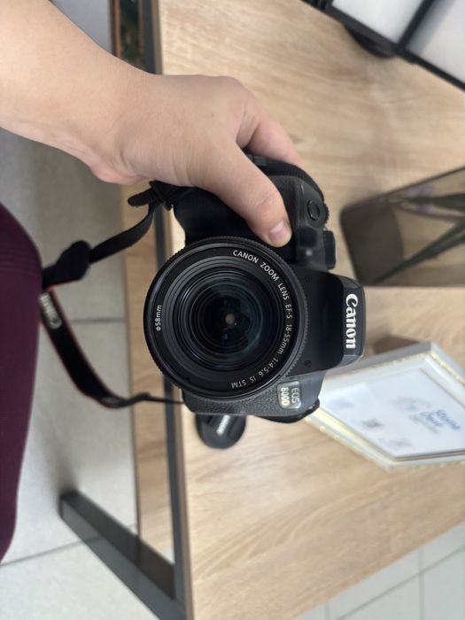 Фотоаппарат Canon EOS 800D, kit EF-s 18-55мм