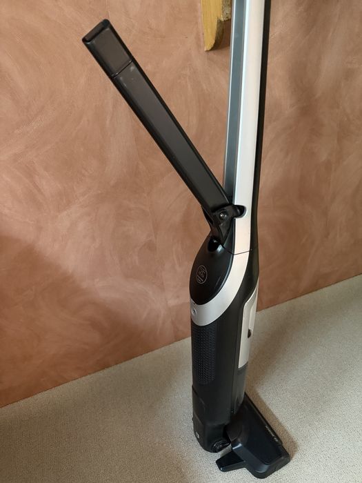 Вертикална прахосмукачка Bosch Flexxo Gen 2 serie 4