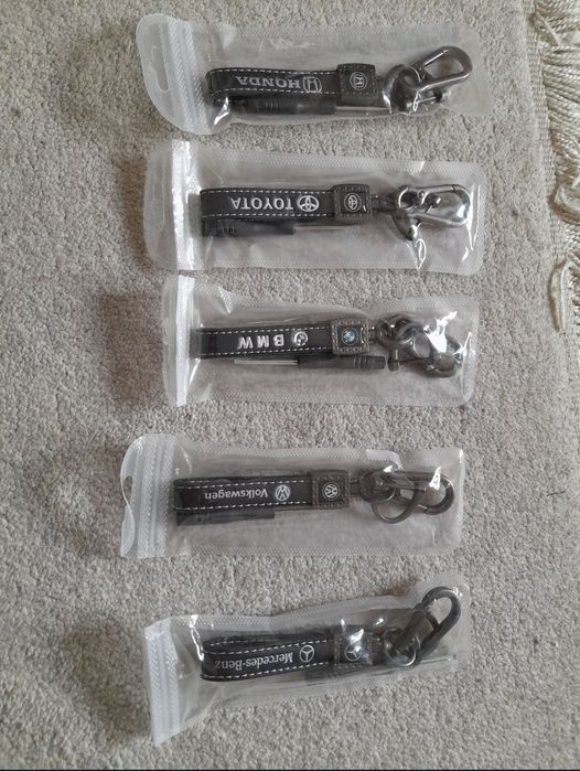 Breloc piele metal cheie mercedes benz Volkswagen vw Toyota bmw honda