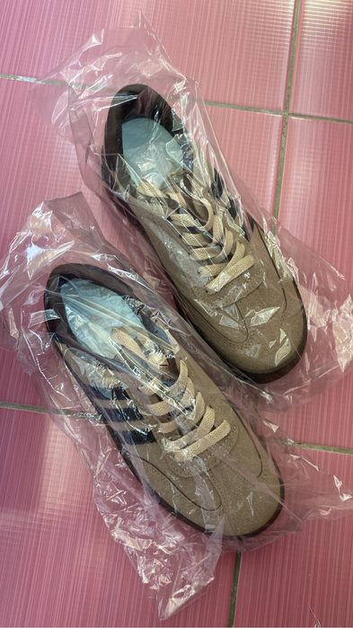 продам кроссовки