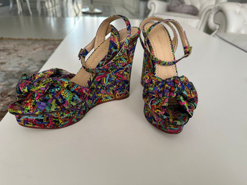 Туфли, сабо, босоножки