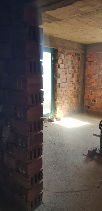 Продава бизнес комплекс  в с.Яхиново общ.Дупница