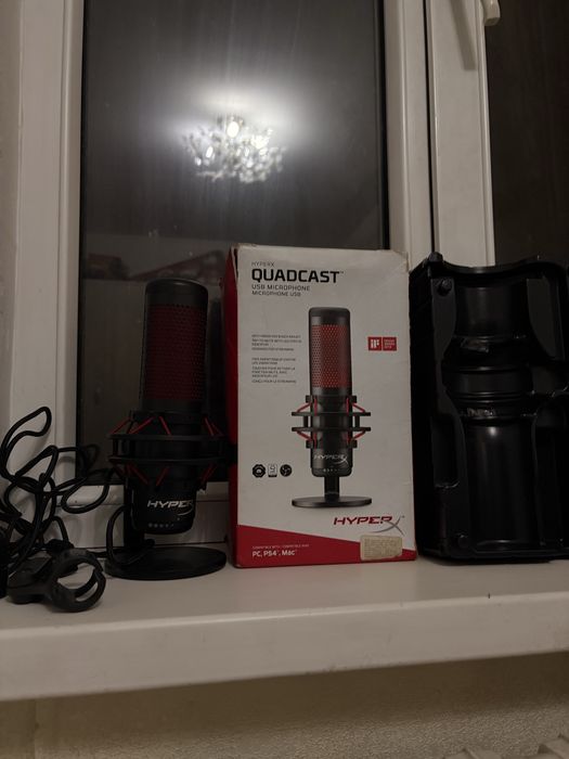 Микрофон HyperX Quadcast ™