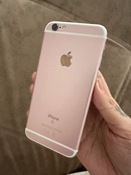 Продам айфон в розовом цвете 6s