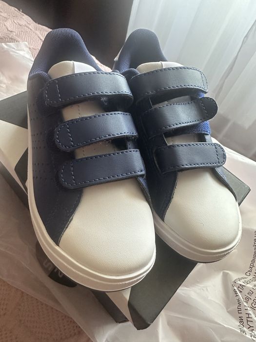 Маратонки adidas