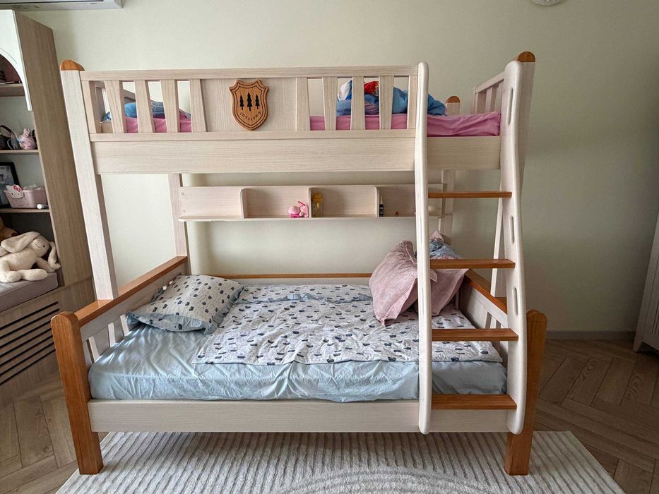 двухъярусная кровать