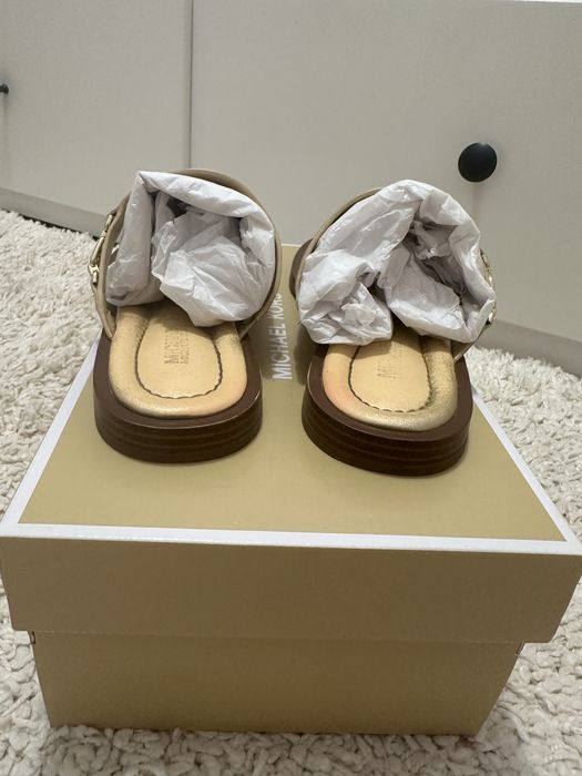 Papuci Michael Kors marime 37