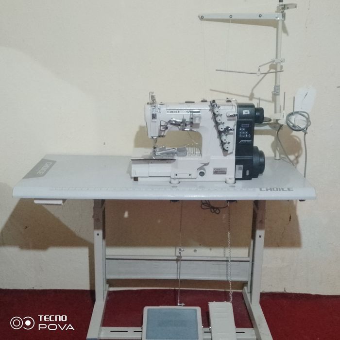 Швейная машина в отличном состоянии