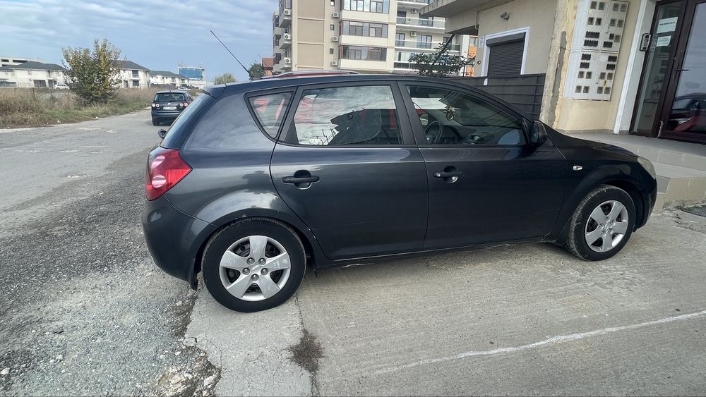Kia Ceed 2008 1.4 benzina