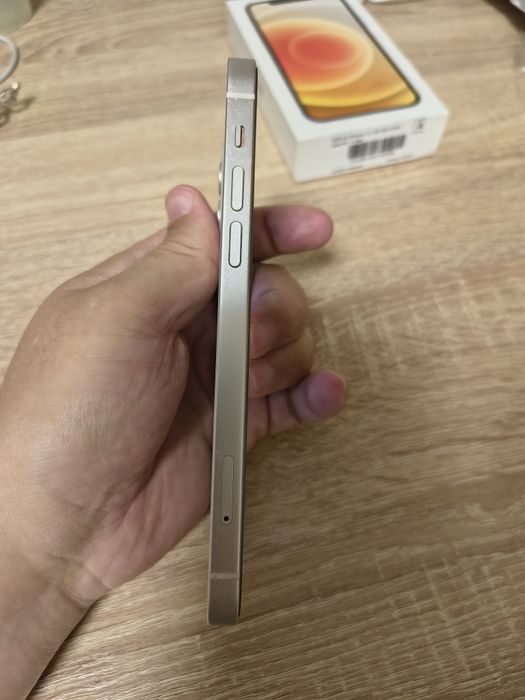 Iphone 12 128гб в новом состоянии