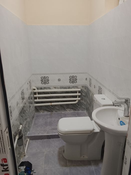 2 sotix 5 xonali yeng qurilgan uy sotiladi