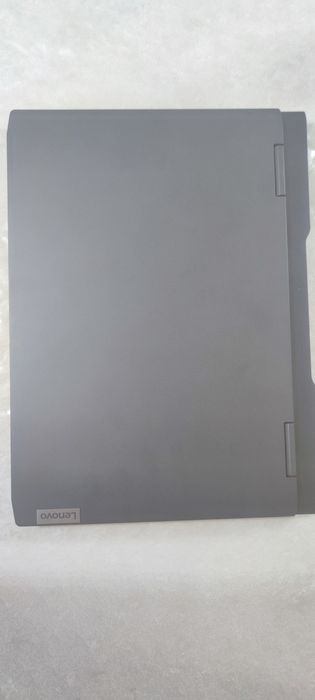 Vând Laptop Lenovo IdeaPad Gaming 3 32 GB RAM DDR5