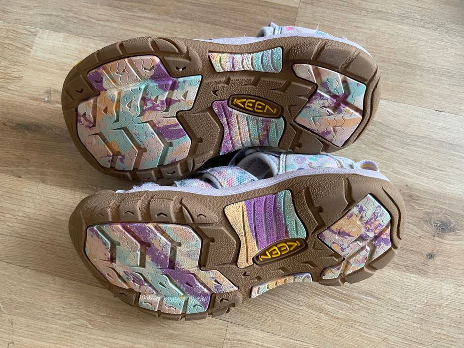 Keen moxie нови детски сандали