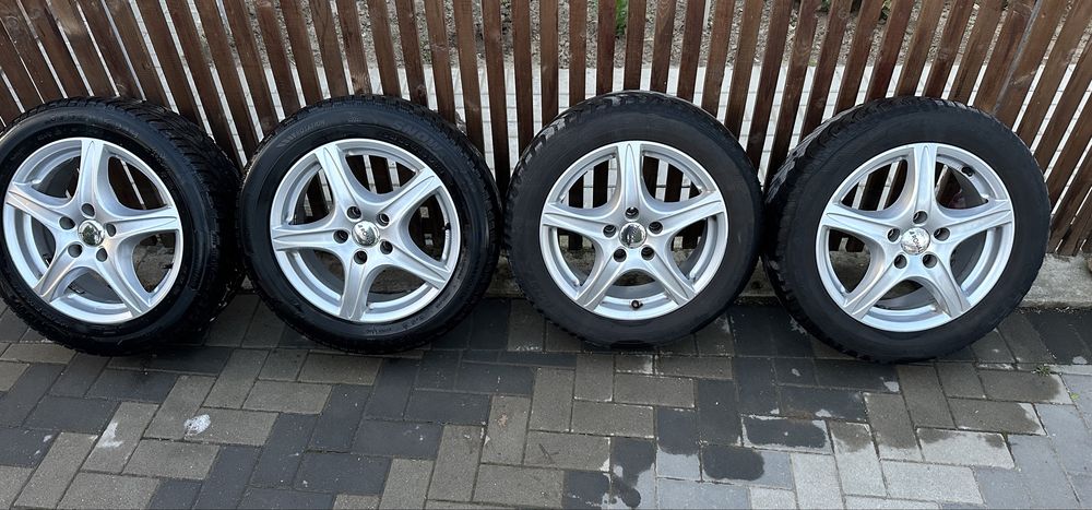 Vand jante (roti) ce au fost folosite pe skoda octavia  3 in sezonul de iarna