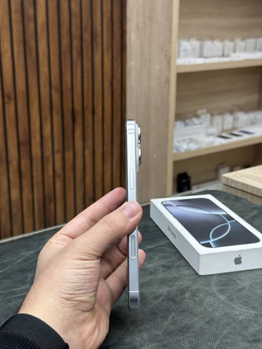 iPhone 16 Pro Max 512GB White 92% 2Simcard