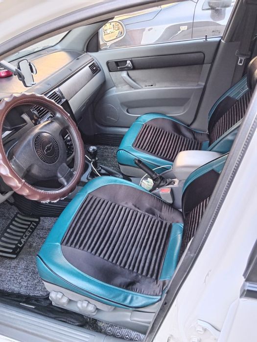 Мошина ласетти 1.8