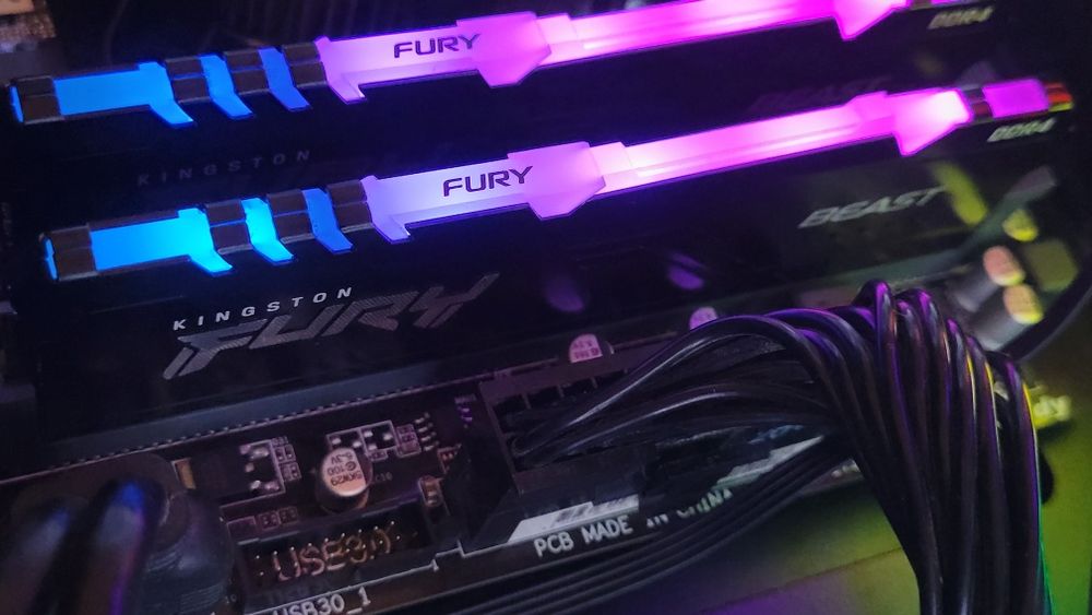 Memorie  Kingston RGB Fury Beast, 16GB DDR4, 3600MHz CL17,Dual Channel