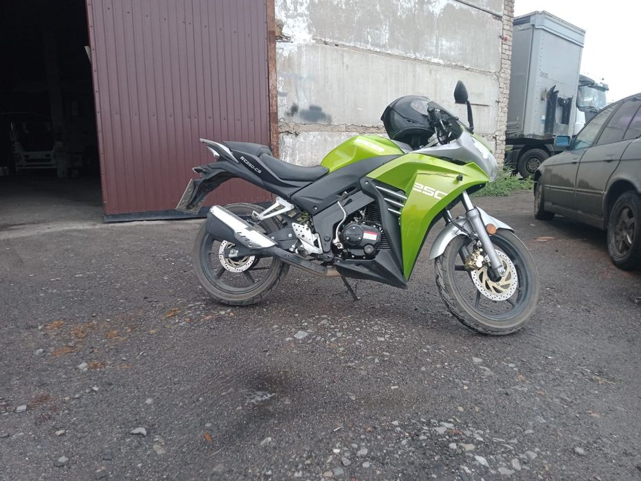 Продам мотоцикл RASER SKYWAY 250куб.