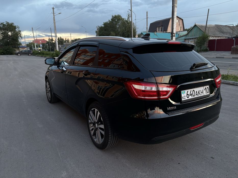 Лада Vesta sw 2022