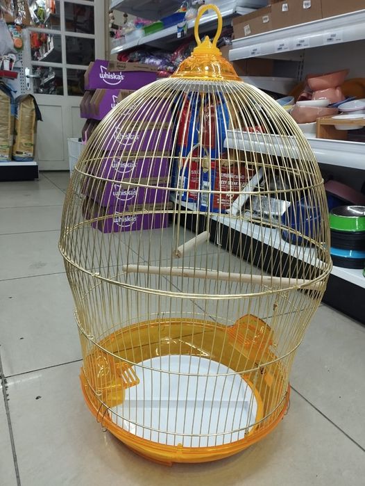 Продаю золотую клетку для птиц