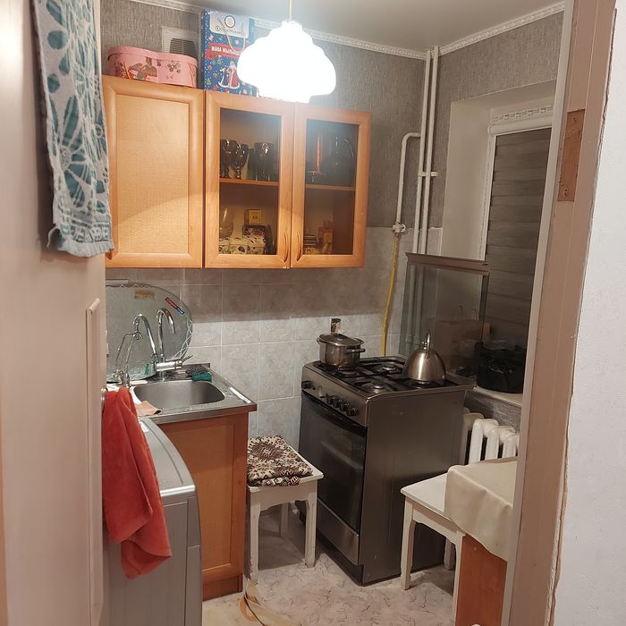 Продам 2ком квартиру 3а мкр, 1этаж