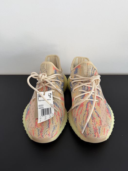 Adidasi yeezy boost 350