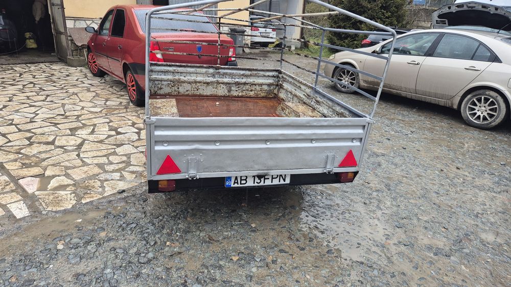 De vânzare remorca Padis