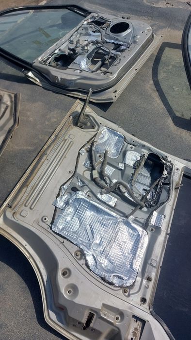 Мазда мпв  б.у запчасти