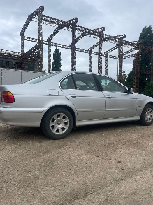 Vând BMW e39 520D