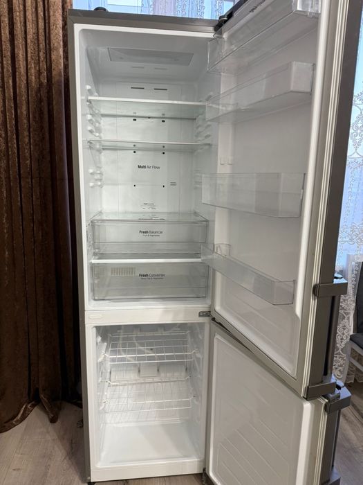 Продается холодильник