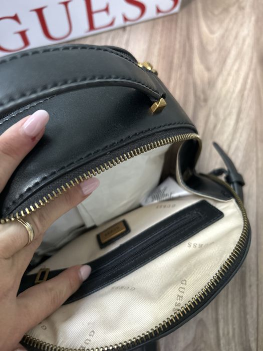 Vand rucsac Guess