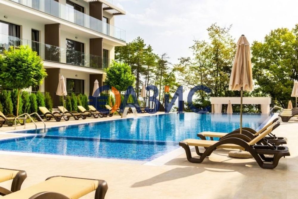 Студио в Open Sea Residence, 45.16 кв.м., между Обзор и Бяла,