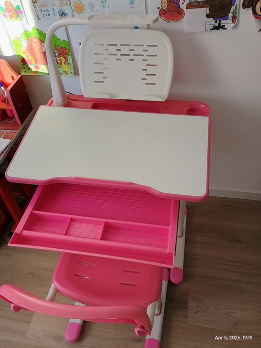 Birou ergonomic fete